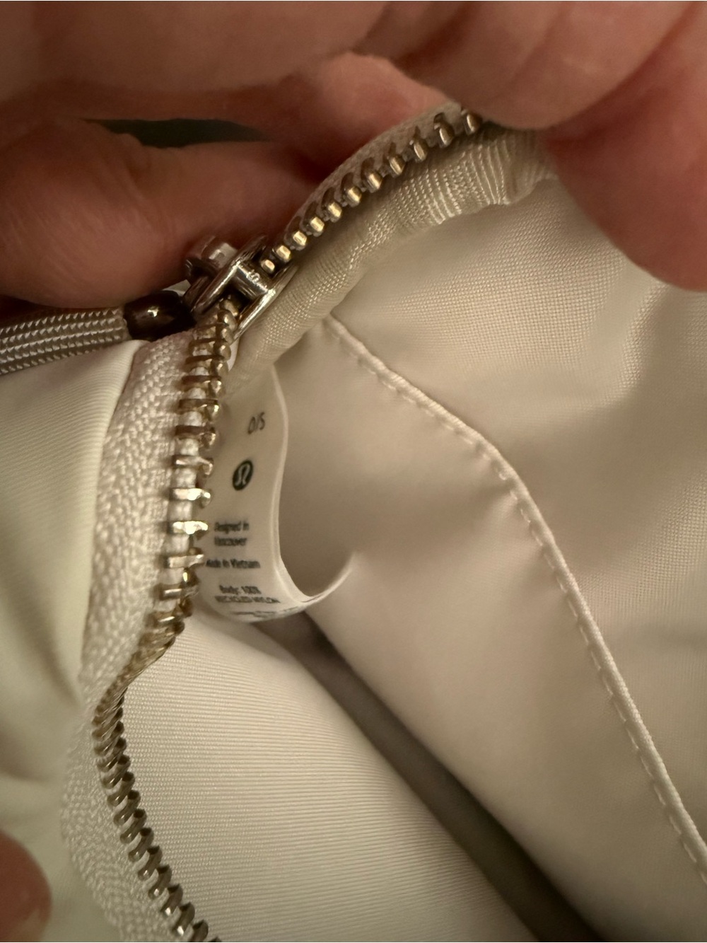 lululemon athletica Small Cream Crossbody Bag with Silver Hardware - Picture 5 of 7